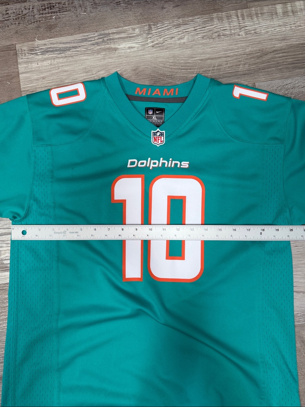 Boys Nike Tyreek Hill Dolphins #10 NFL Football Jersey - Picture 9 of 10